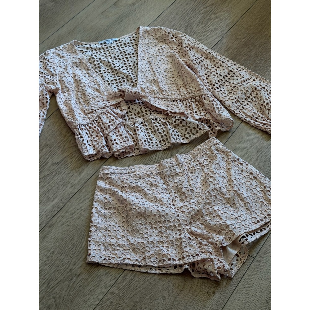 ONeill Womens Blush Pink Eyelet Tie Front Top and Shorts Two Piece Set Small - Picture 3 of 10